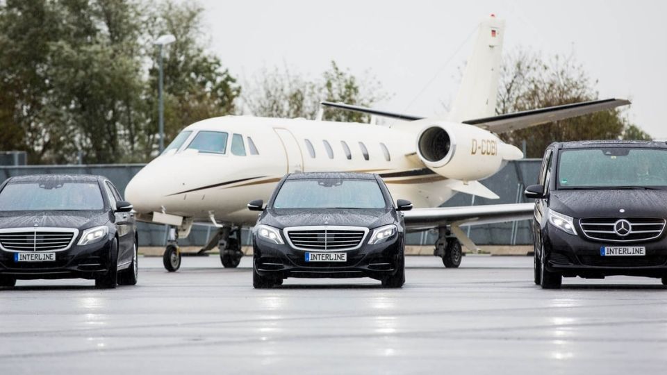 İzmir Şöförlü Araç Kiralama, İzmir Şoförlü VIP Transfer, İzmir VIP Ulaşım Hizmeti, İzmir Şöförlü Araç Kiralama Fiyatları, İzmir Şöförlü Transfer Araç Kiralama